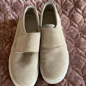 Vince sneakers with Velcro closure